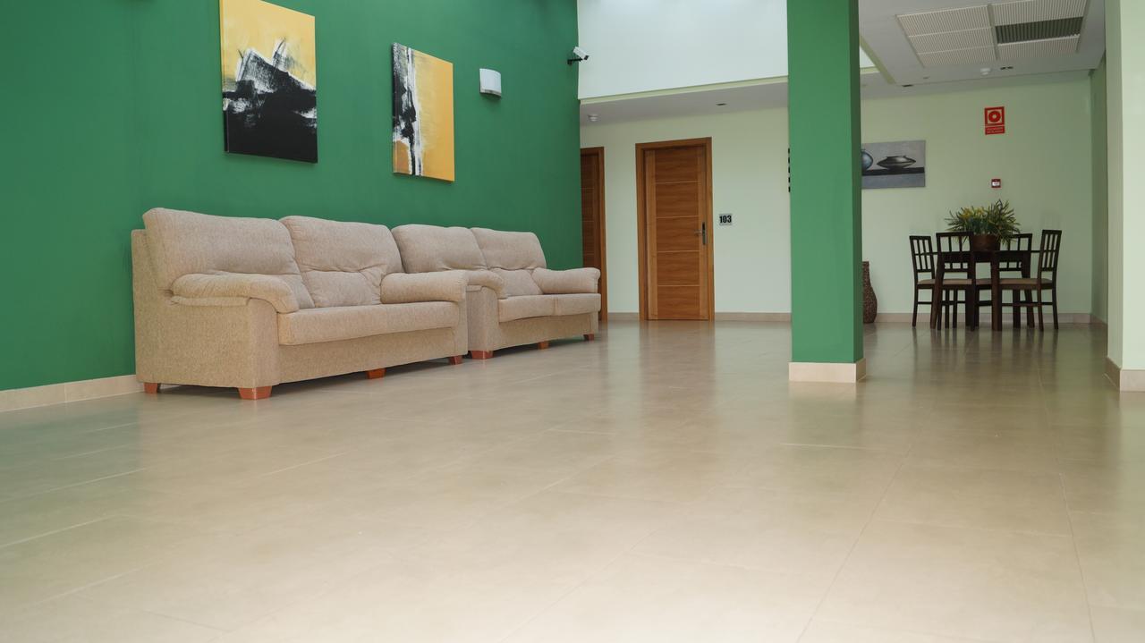 Hotel Area De Servicio Los Chopos Villaherreros Ngoại thất bức ảnh
