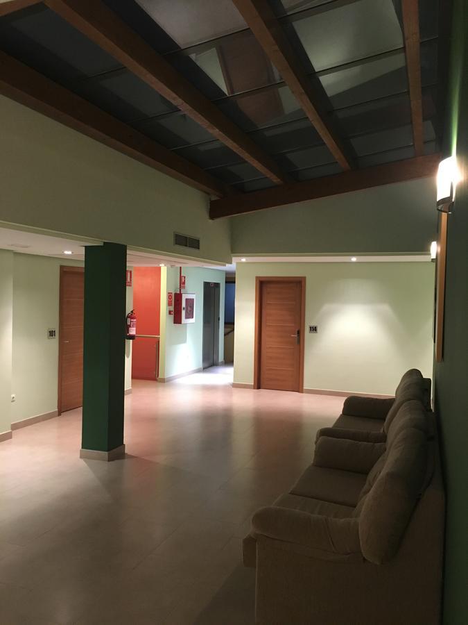 Hotel Area De Servicio Los Chopos Villaherreros Ngoại thất bức ảnh
